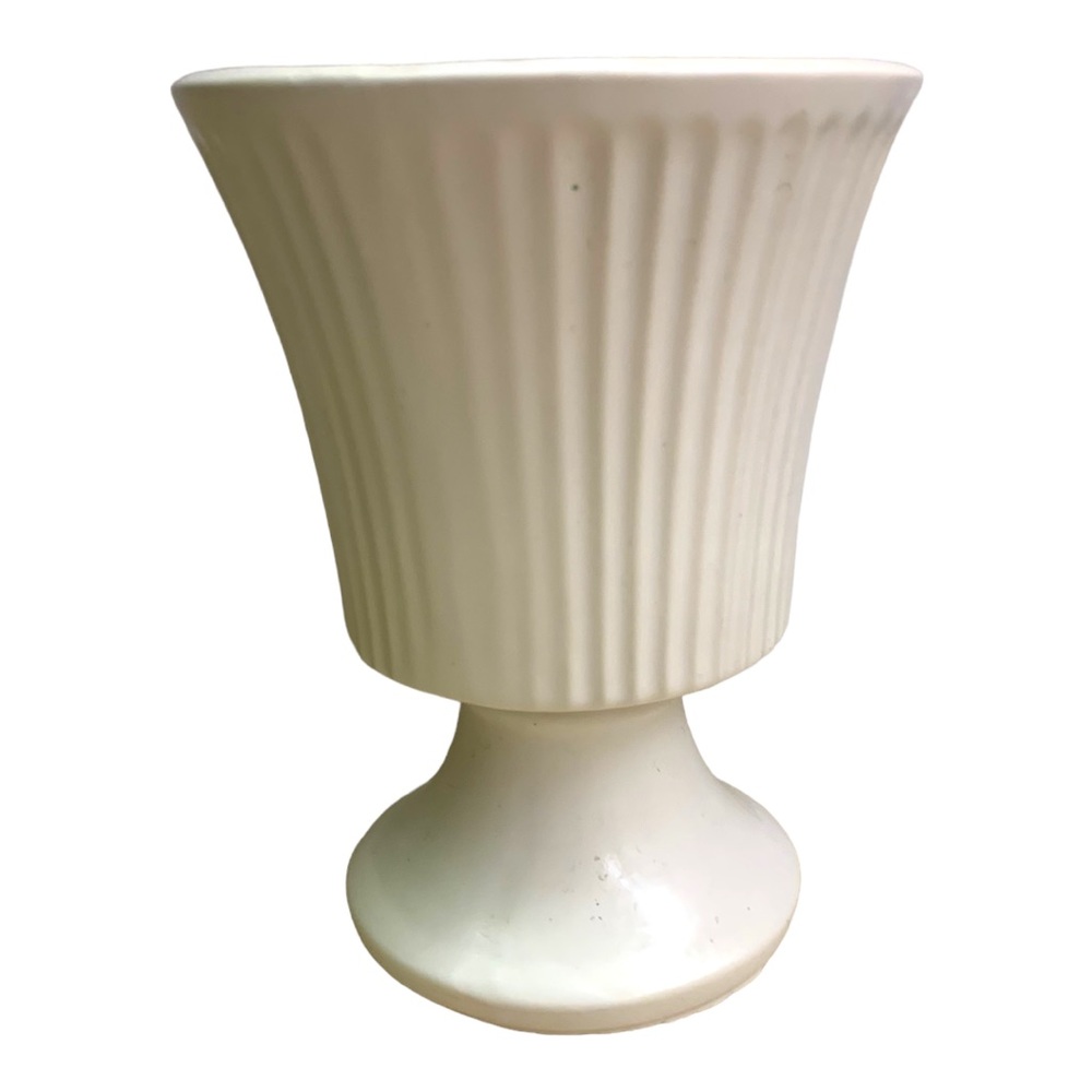 VTG 1960’s McCoy MCP USA White Wedding Pedestal Planter Flower Pot Vase Decor
